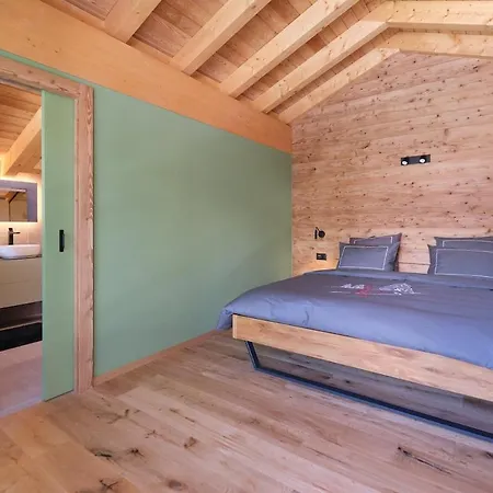 New High Standing Chalet *